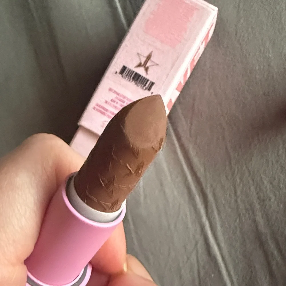 Jeffree Star new box